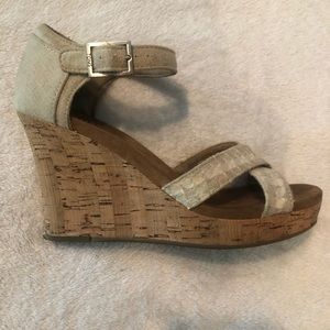 Toms Sienna cream canvas wedge sandals